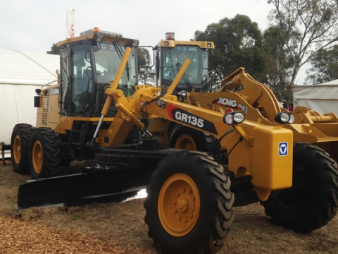Farmfest - graders for sale - XCMG GR135
