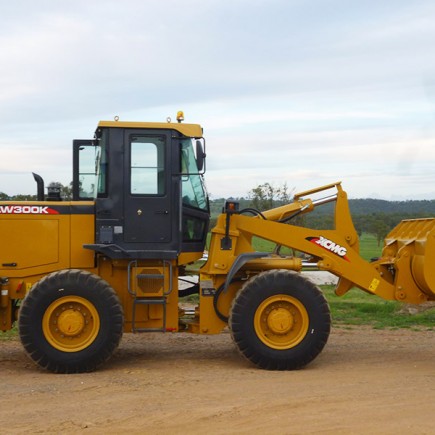 XCMG-machinery-LW300K---loaders-for-sale---4